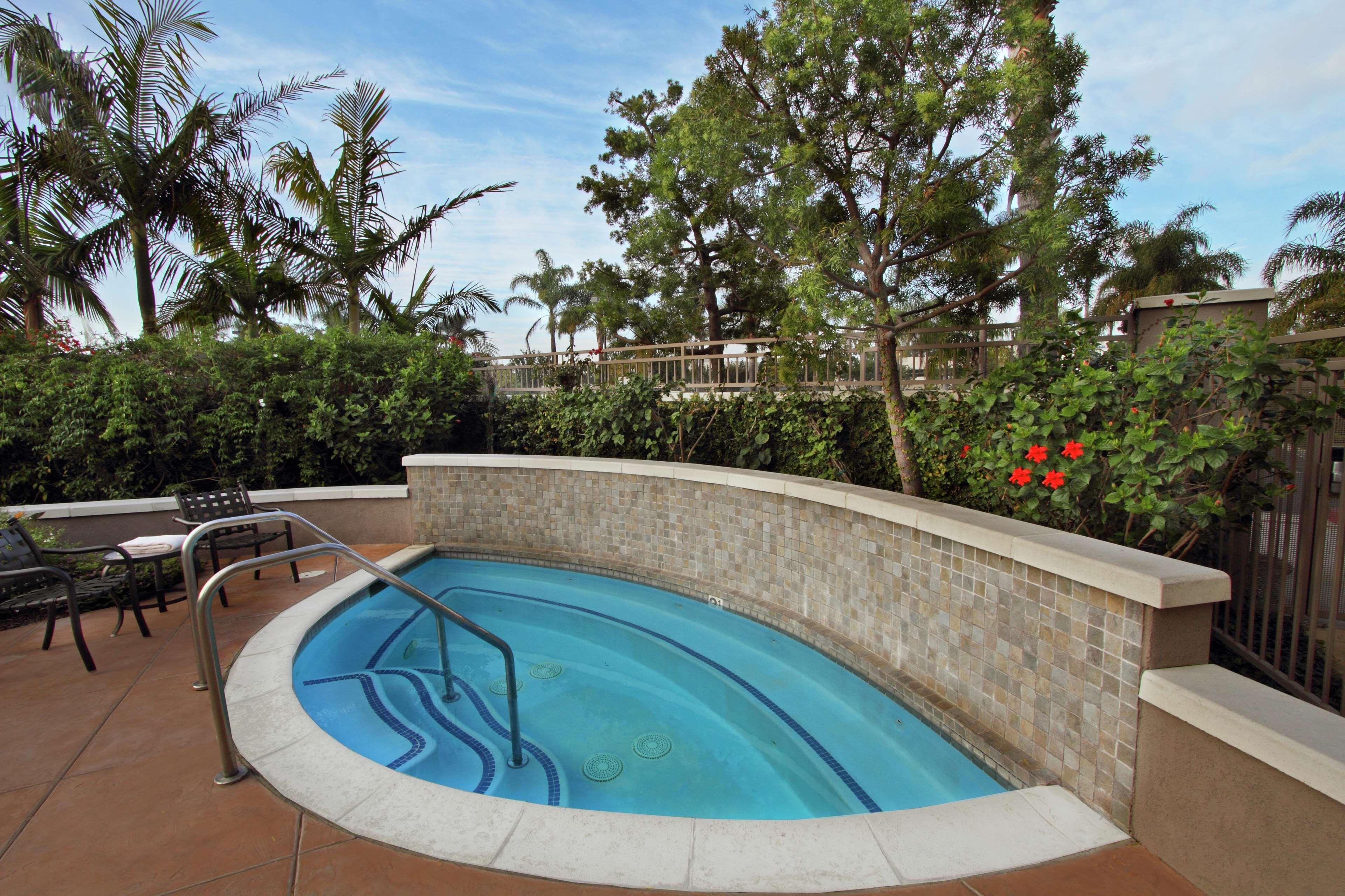 Hilton Garden Inn Oxnard/Camarillo Exterior foto