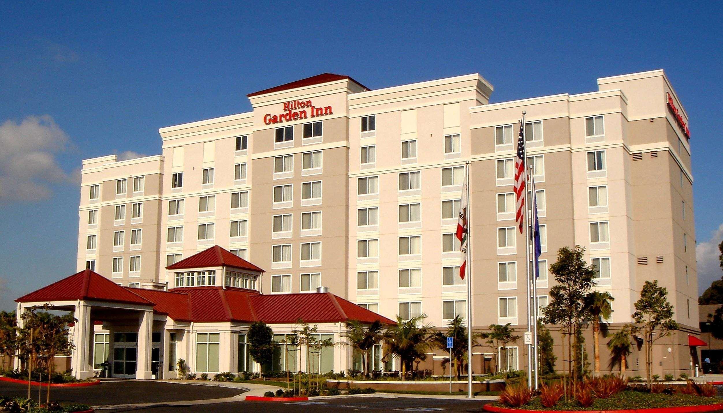 Hilton Garden Inn Oxnard/Camarillo Exterior foto