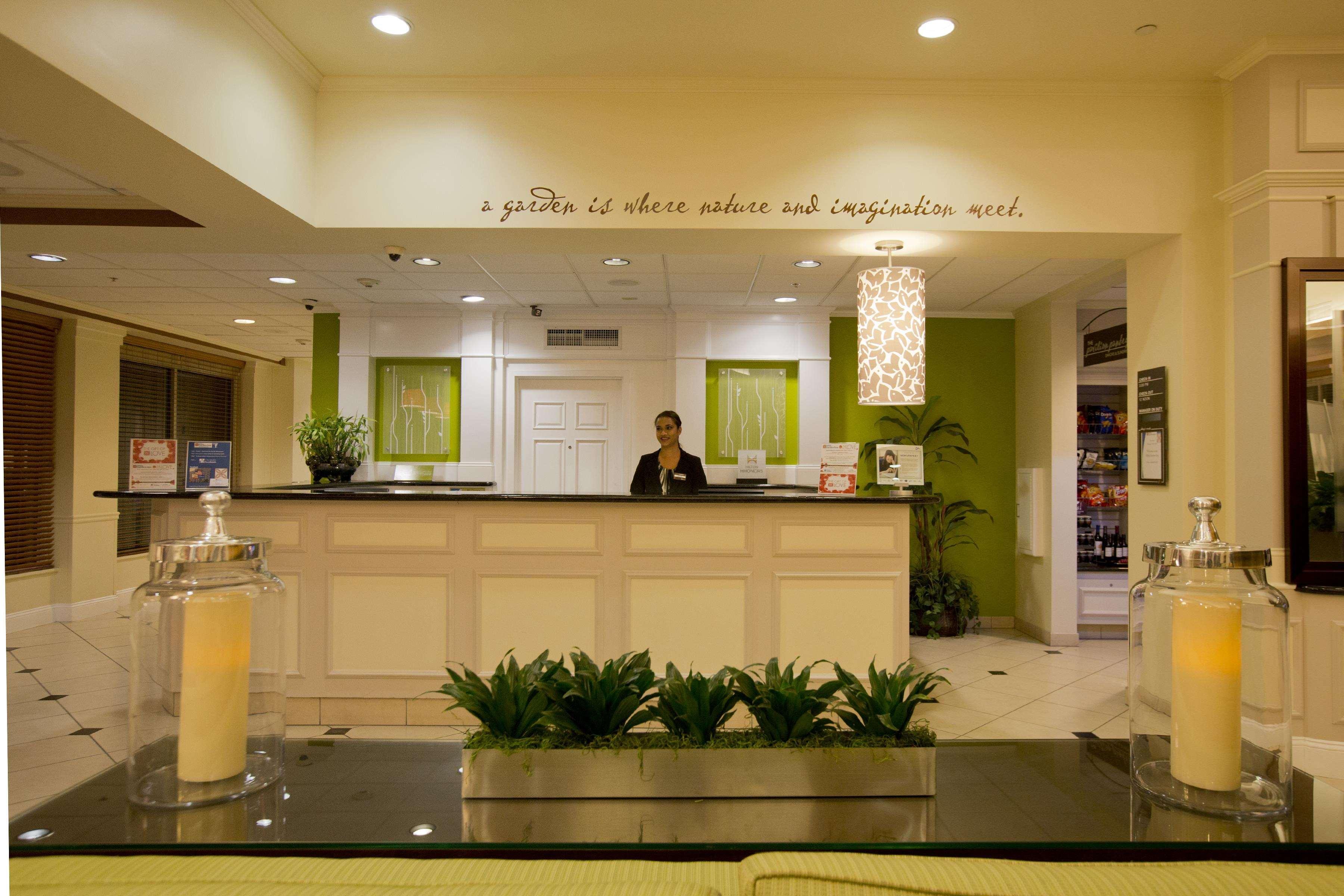 Hilton Garden Inn Oxnard/Camarillo Exterior foto